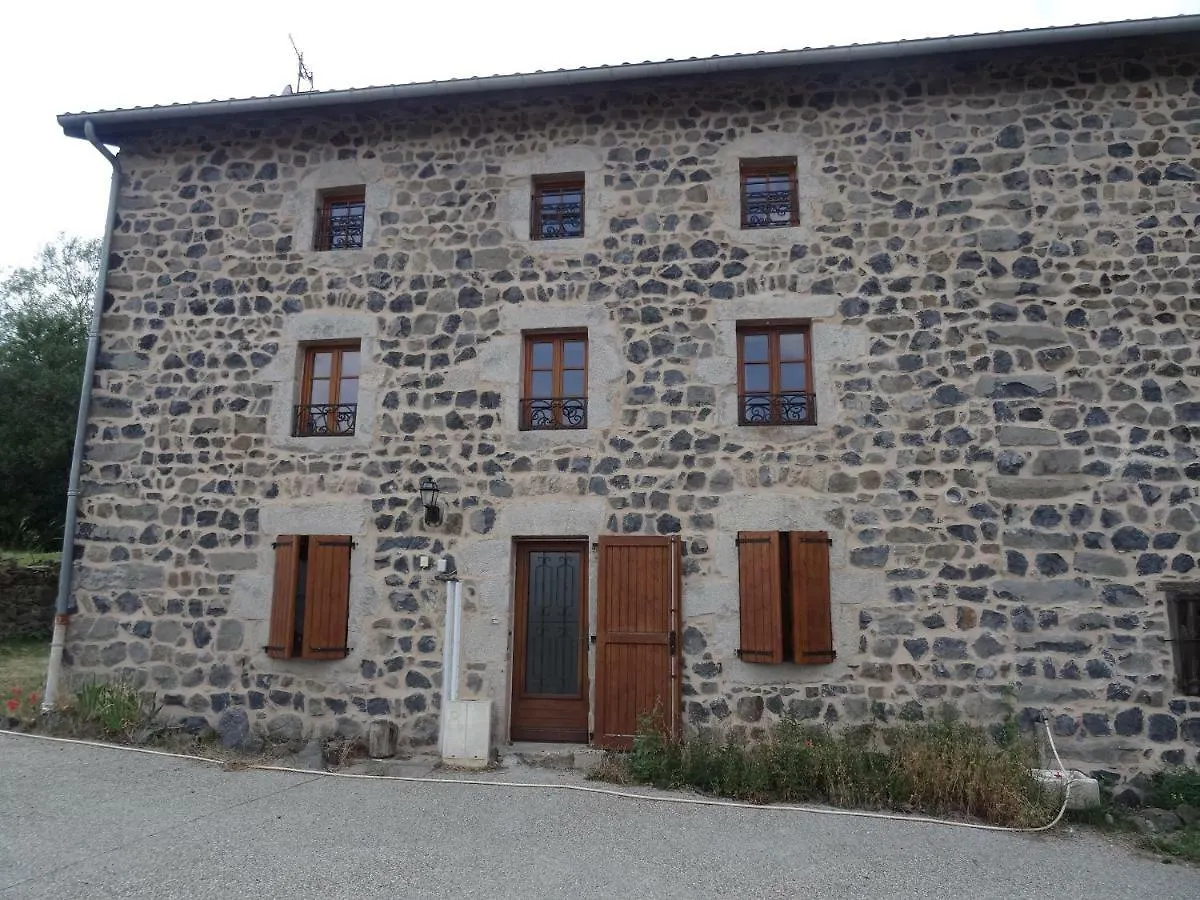 Gite Les Sureaux Roche-en-Regnier